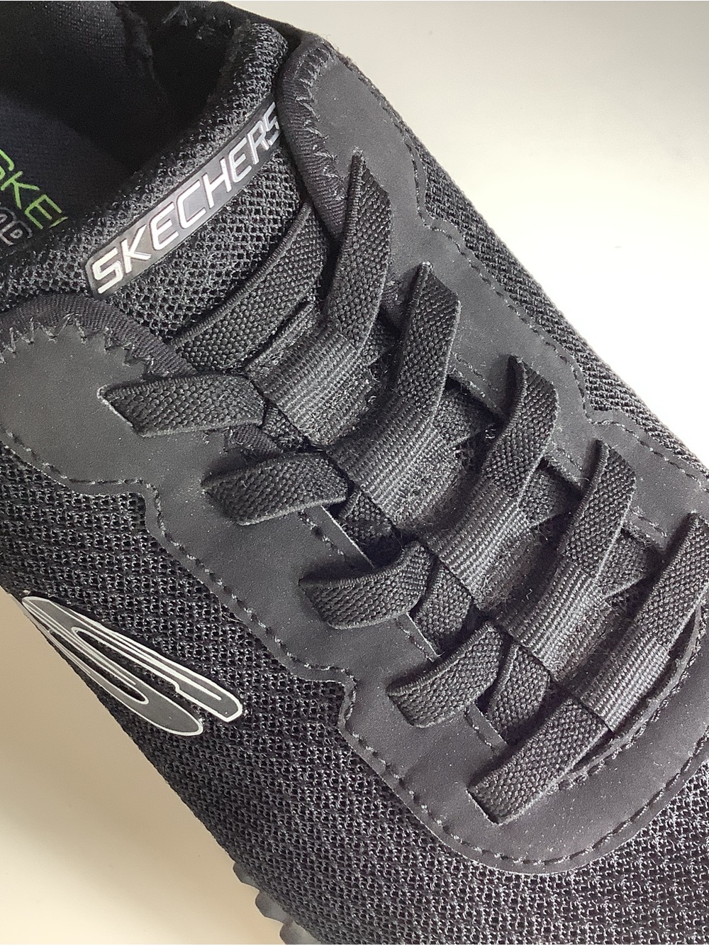 Skechers Men’s Hands Free Swift Fit Shoes Size 9.5 - Picture 10 of 10